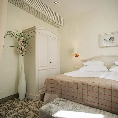 Rixwell Collection Savoy Boutique 4*