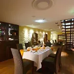 Hotel Rixwell Collection Savoy Boutique 4*