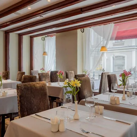 فندق Rixwell Collection Savoy Boutique 4*