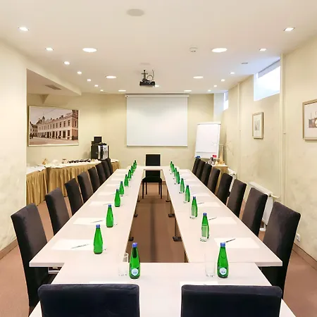 Otel Rixwell Collection Savoy Boutique 4*