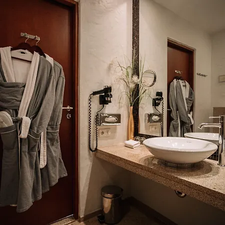 Ξενοδοχείο Rixwell Collection Savoy Boutique 4*