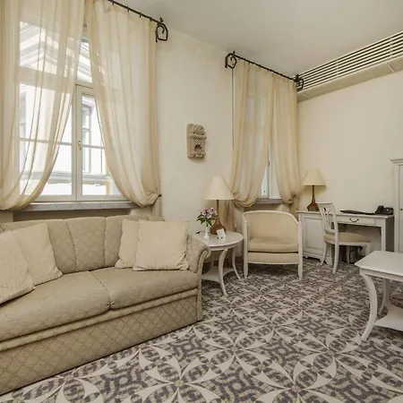 Rixwell Collection Savoy Boutique 4* Talin