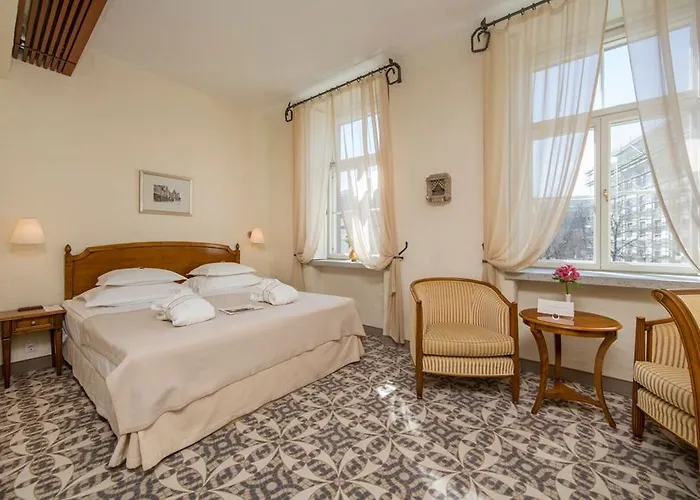 Rixwell Collection Savoy Boutique Готель