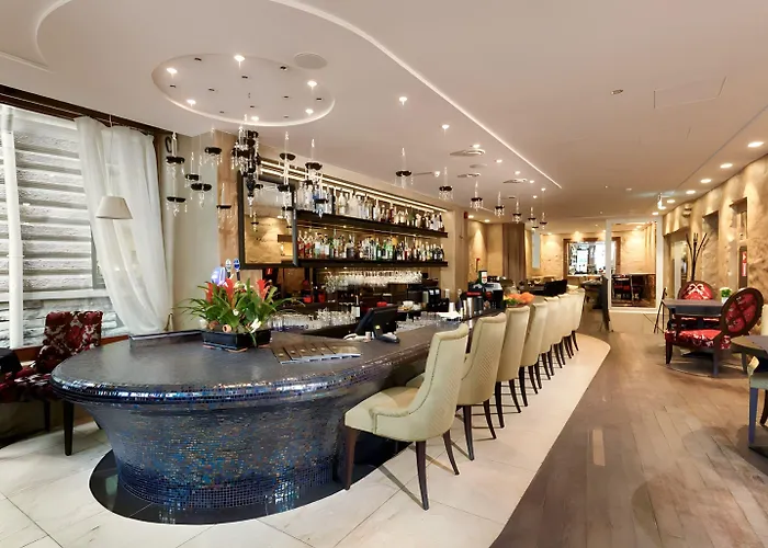 Rixwell Collection Savoy Boutique Готель 4*