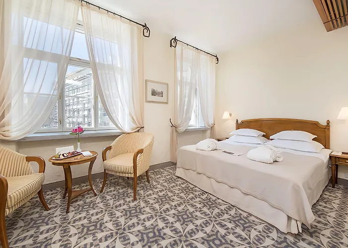 Rixwell Collection Savoy Boutique 4*