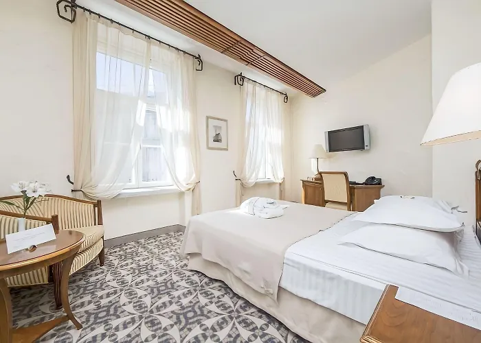 Rixwell Collection Savoy Boutique Готель 4*
