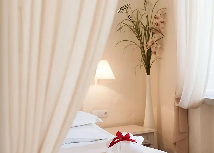 מלון Rixwell Collection Savoy Boutique 4*