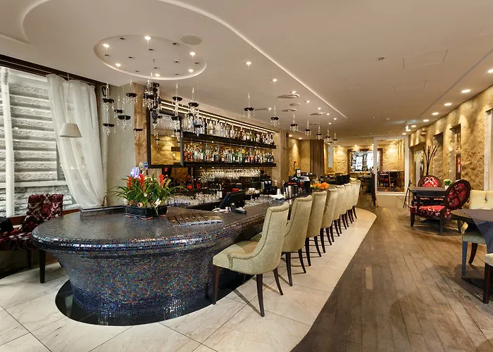 Rixwell Collection Savoy Boutique Готель 4*