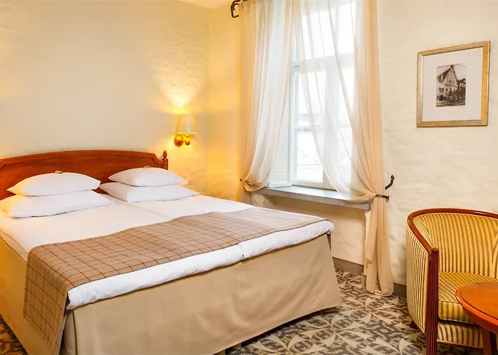 מלון Rixwell Collection Savoy Boutique 4*