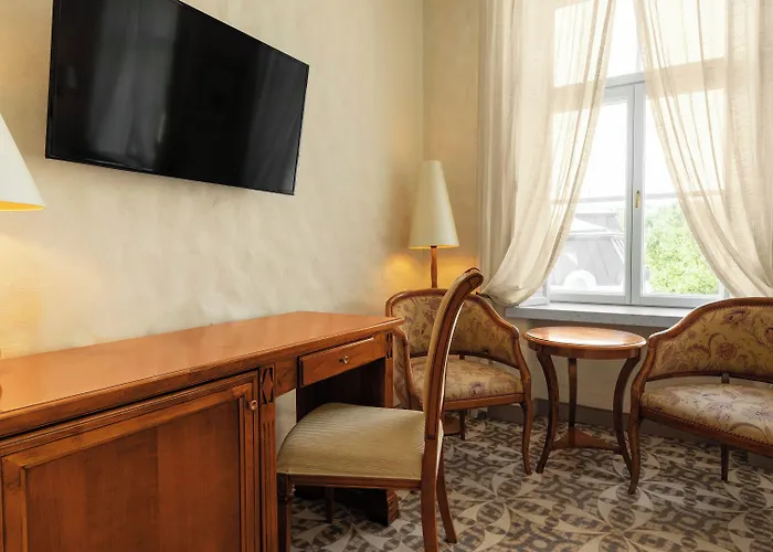 Rixwell Collection Savoy Boutique Hotel 4*