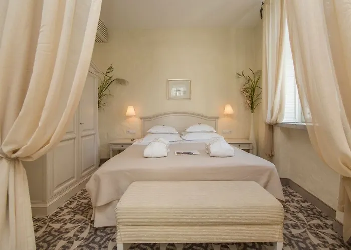 Hotel Rixwell Collection Savoy Boutique